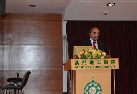 Curso Macau
